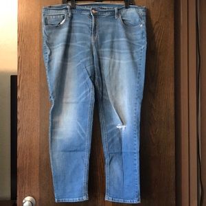 Old Navy Boyfriend Skinny Jeans 18 Regular